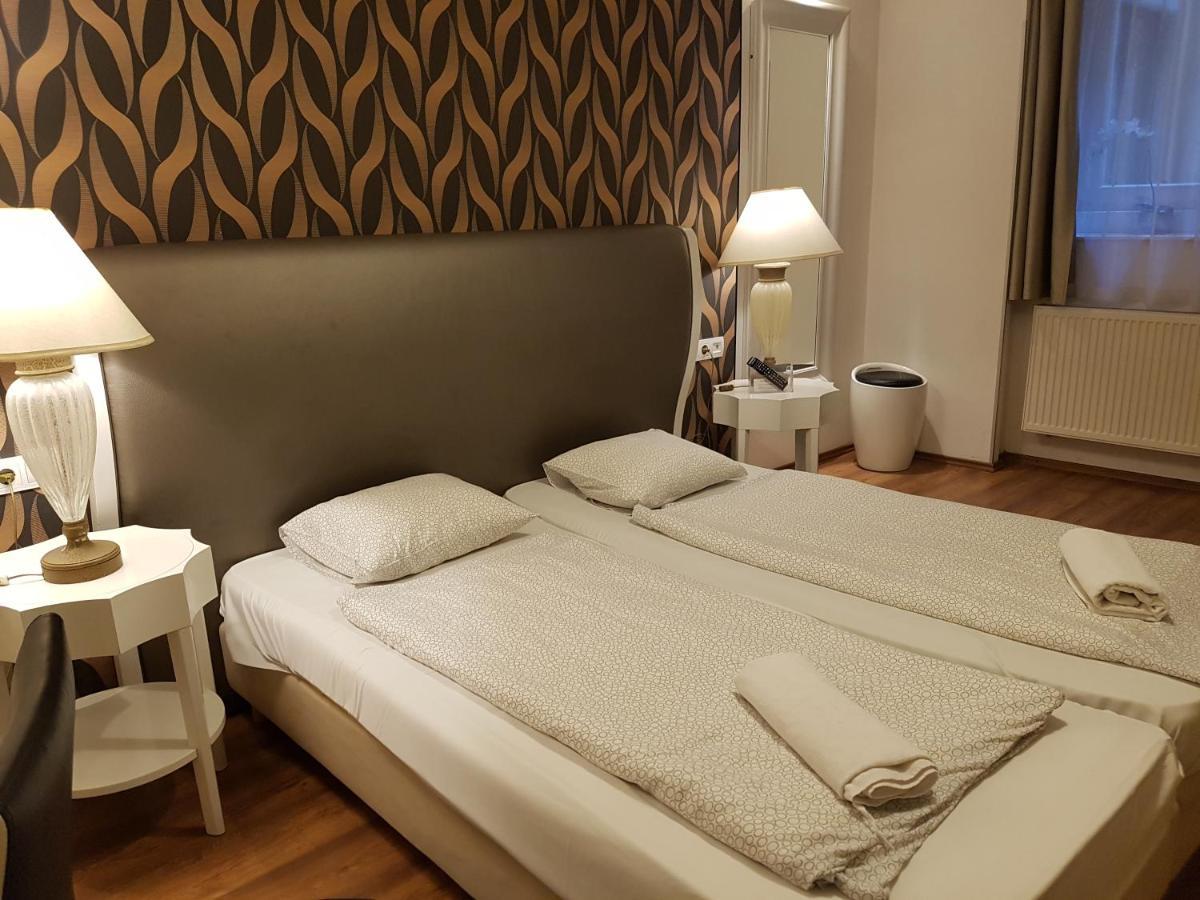 House Octogon Aparthotel Budapest Bagian luar foto
